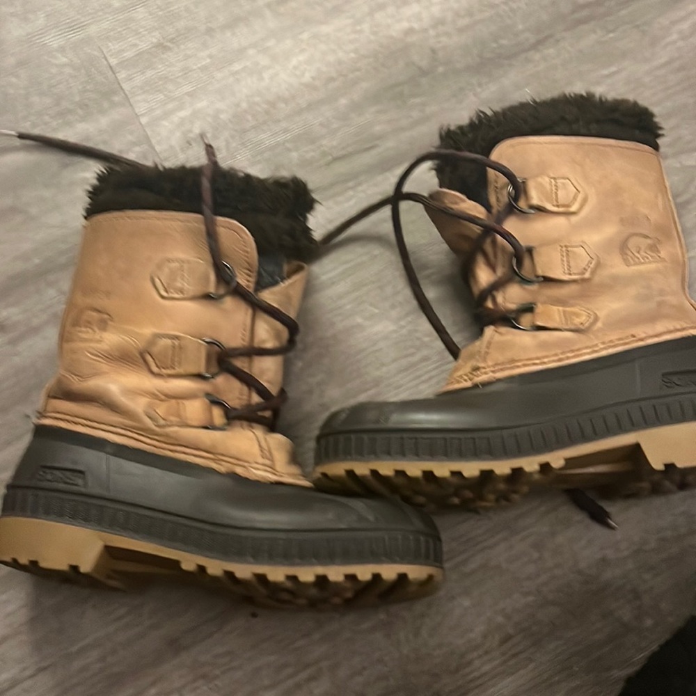 Sorel boots -Badger